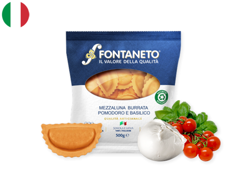 Mezzaluna_Ravioli_with_Burrata_Tomato_and_Basil_DRAVI14